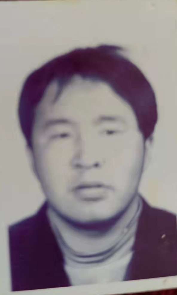 走失者照片 寻找我失散多年的亲人，请好心人留意...