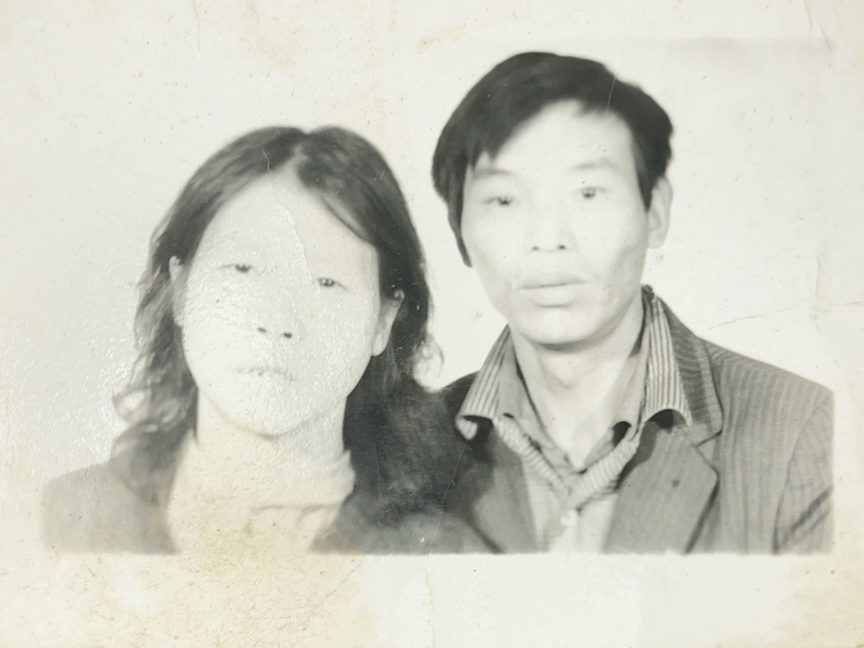 走失者照片 幺妹你在哪里全家盼你早回生你养你的...