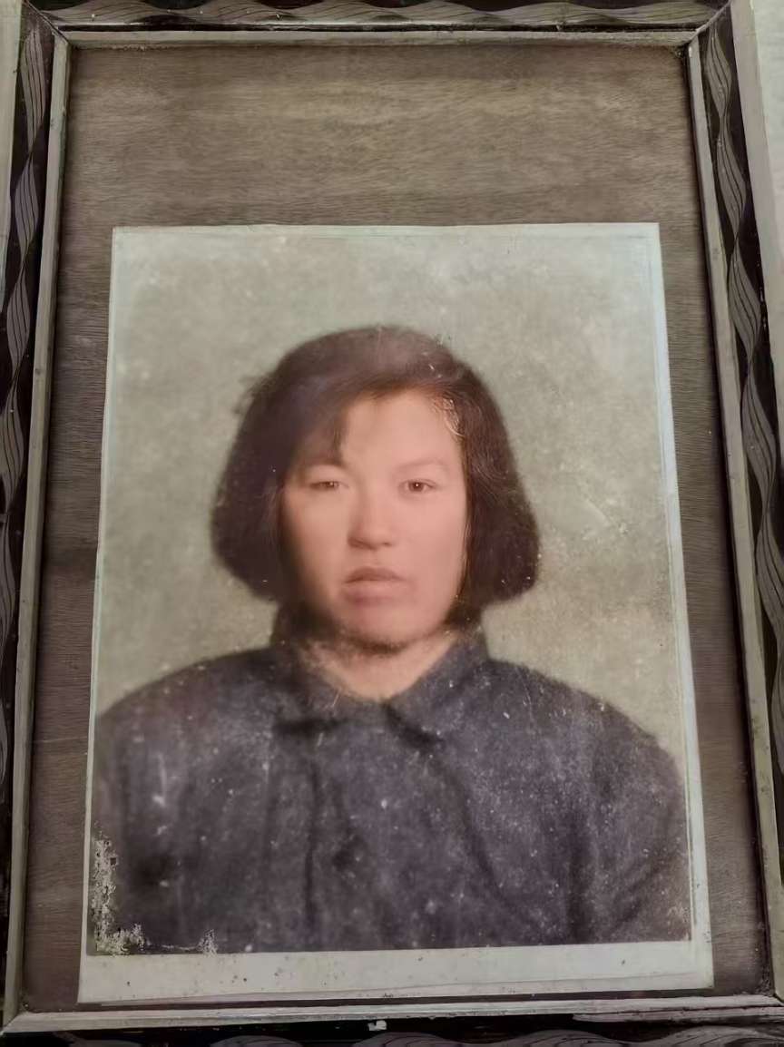 走失者照片 寻找母亲，患有精神病，曾在洛阳走失