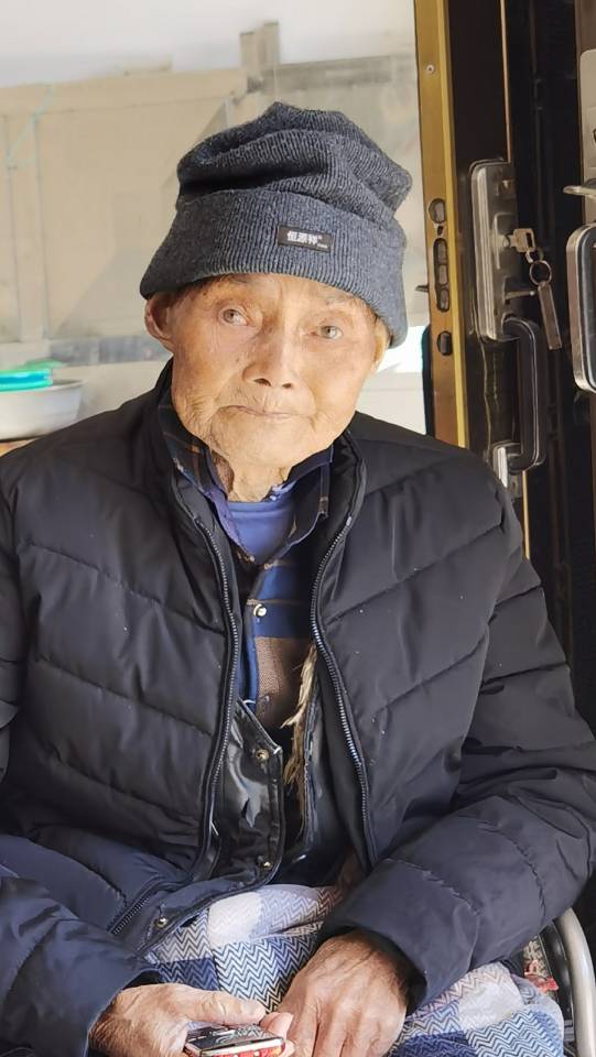 走失者照片 本人爷爷，麻烦好心人提供线索，必有...
