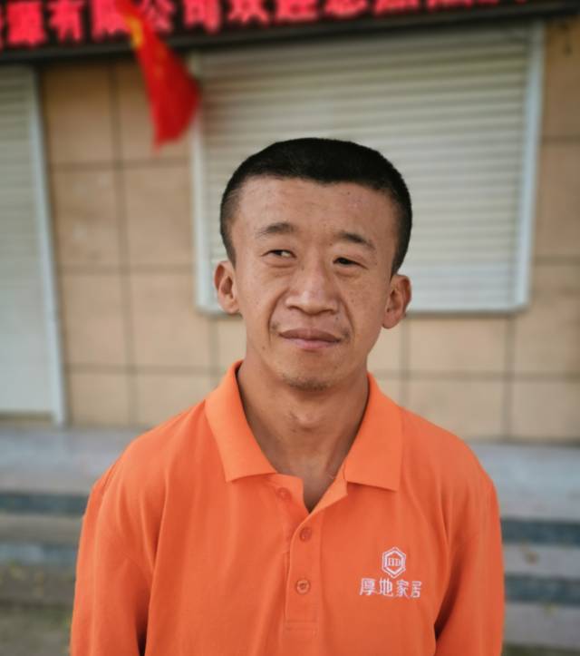 走失者照片 请热心人帮忙留意，重谢。