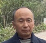 走失者照片 这是失踪人的爸爸和哥哥，希望快找到...