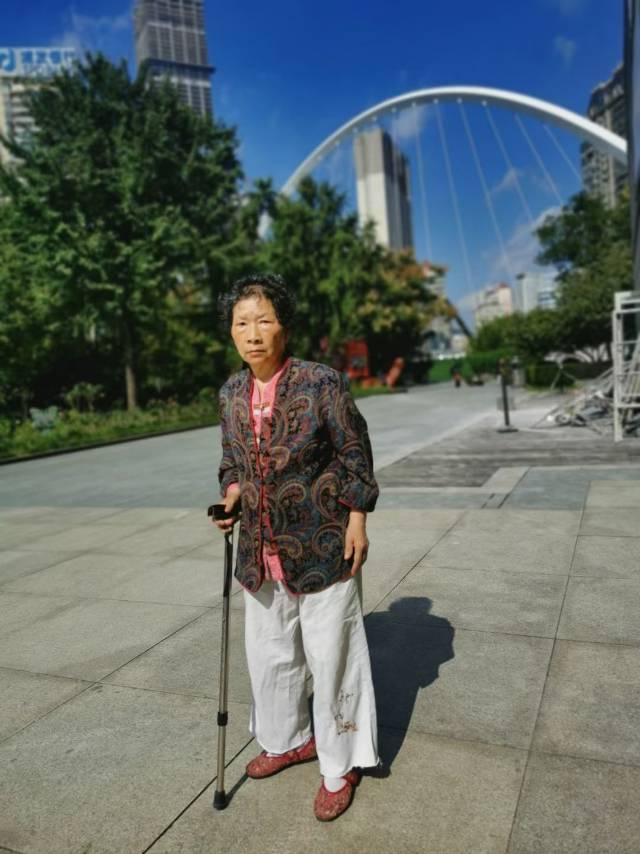 走失者照片 麻烦帮忙找一下家人谢谢！