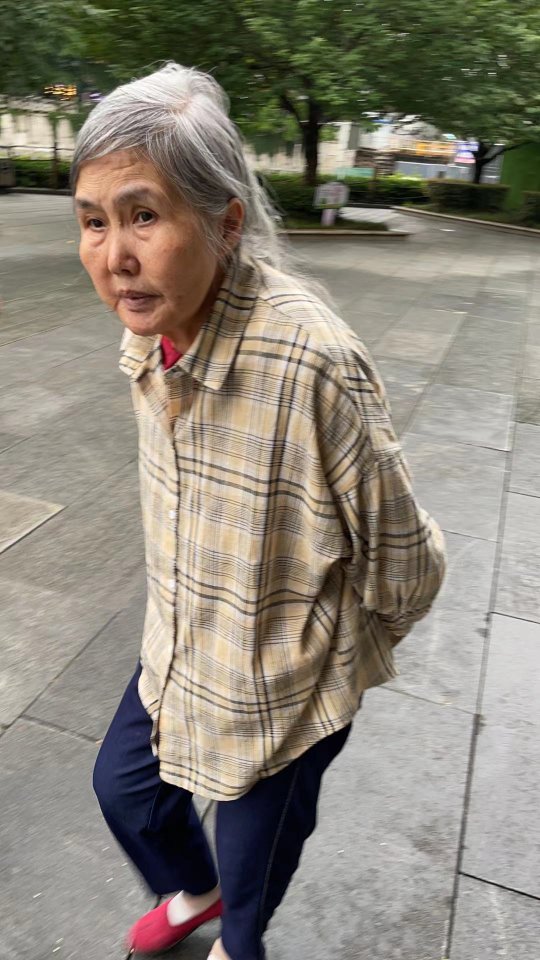 走失者照片 请大家帮助寻求母亲