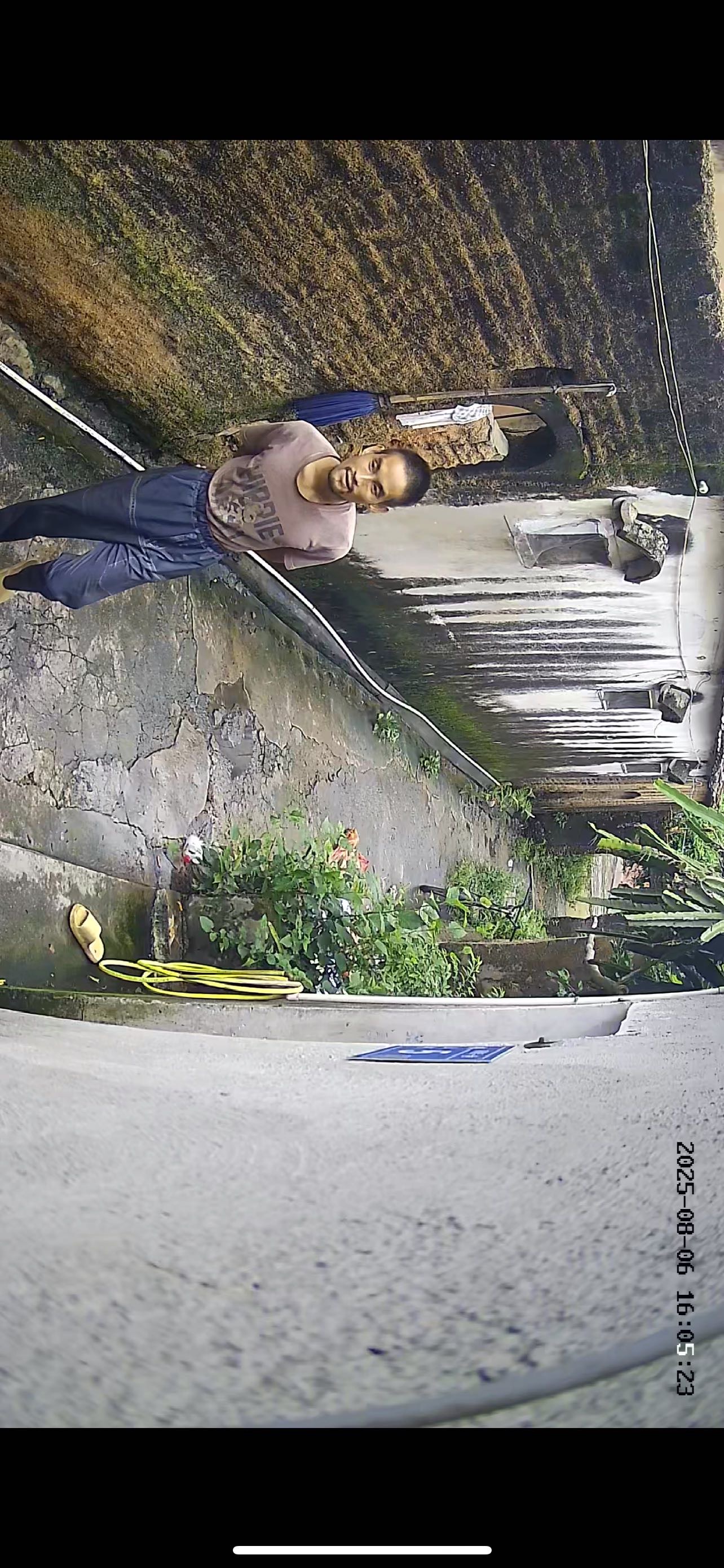 走失者照片 大家如有发现或收留者请联系1342...