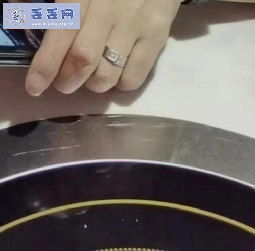 走失者照片 结婚钻戒