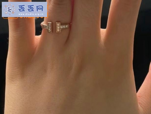 走失者照片 寻找戒指