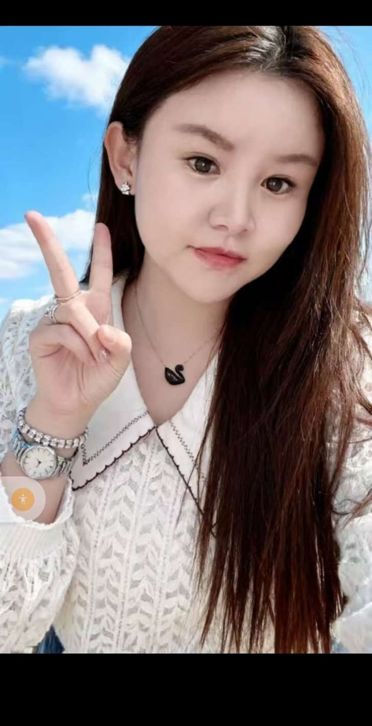 走失者照片 我和她因为某种原因失联了希望能找到她，现