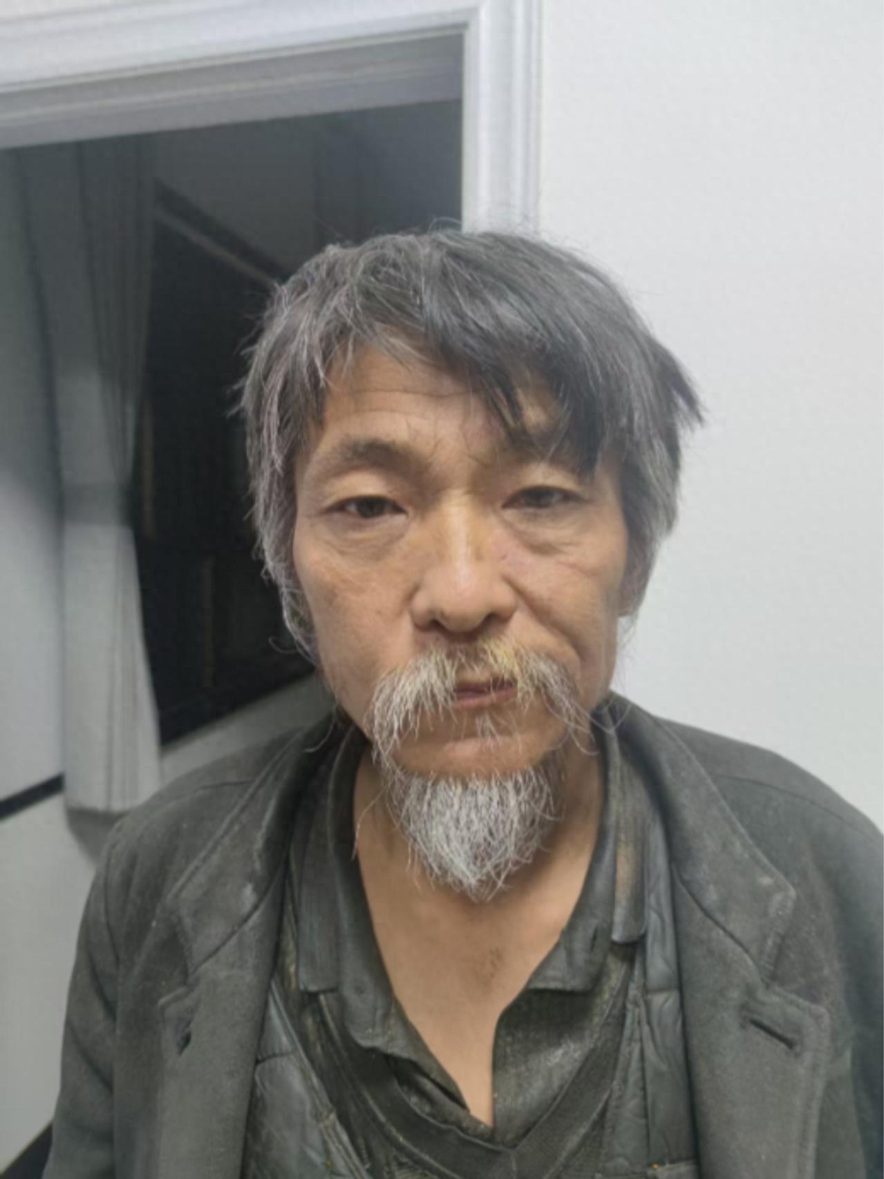 走失者照片 乌鲁木齐市寻亲：五旬男子被救助，自...