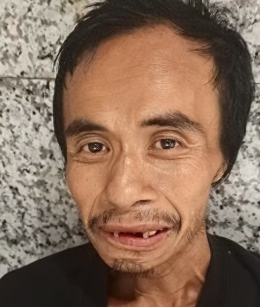 走失者照片 重庆市寻亲：六旬老人被救助，高1米...