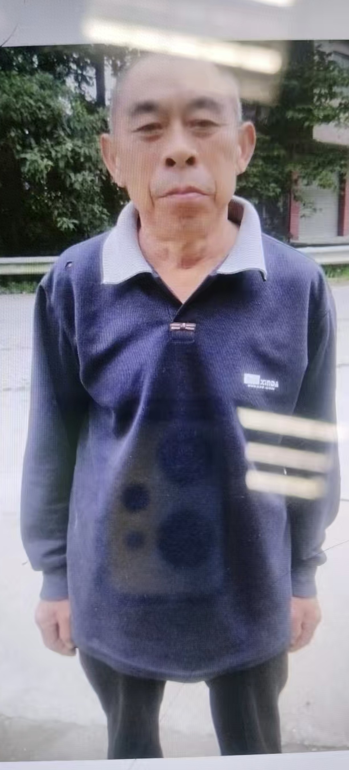 走失者照片 德阳市绵竹市寻人：六旬老人走失，穿...