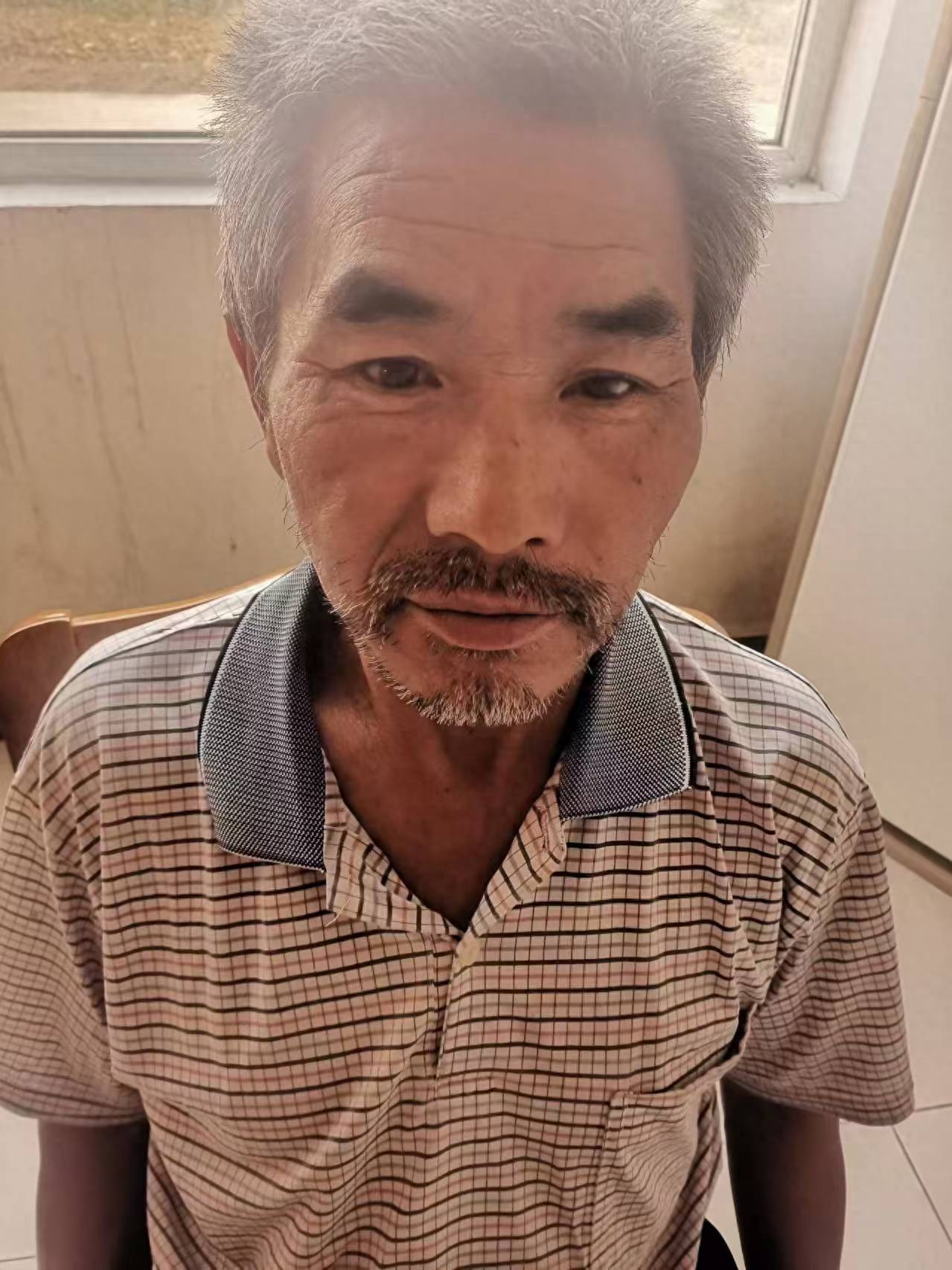 走失者照片 廊坊市寻亲：六旬聋哑老人被救助，穿...