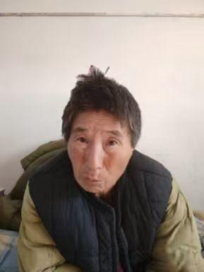 走失者照片 连云港市寻亲：五旬女子被救助，疑患...