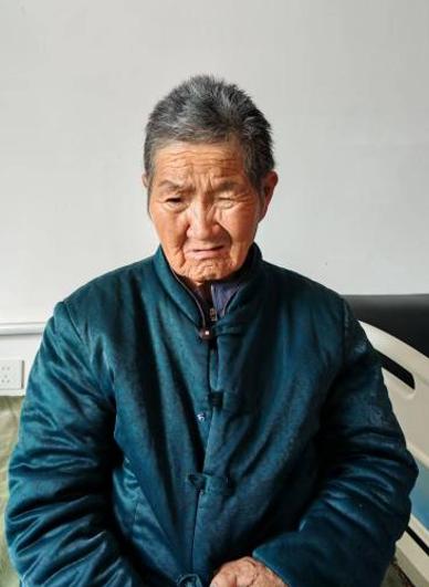 走失者照片 邢台市寻亲：七旬老太被救助，腿脚不...