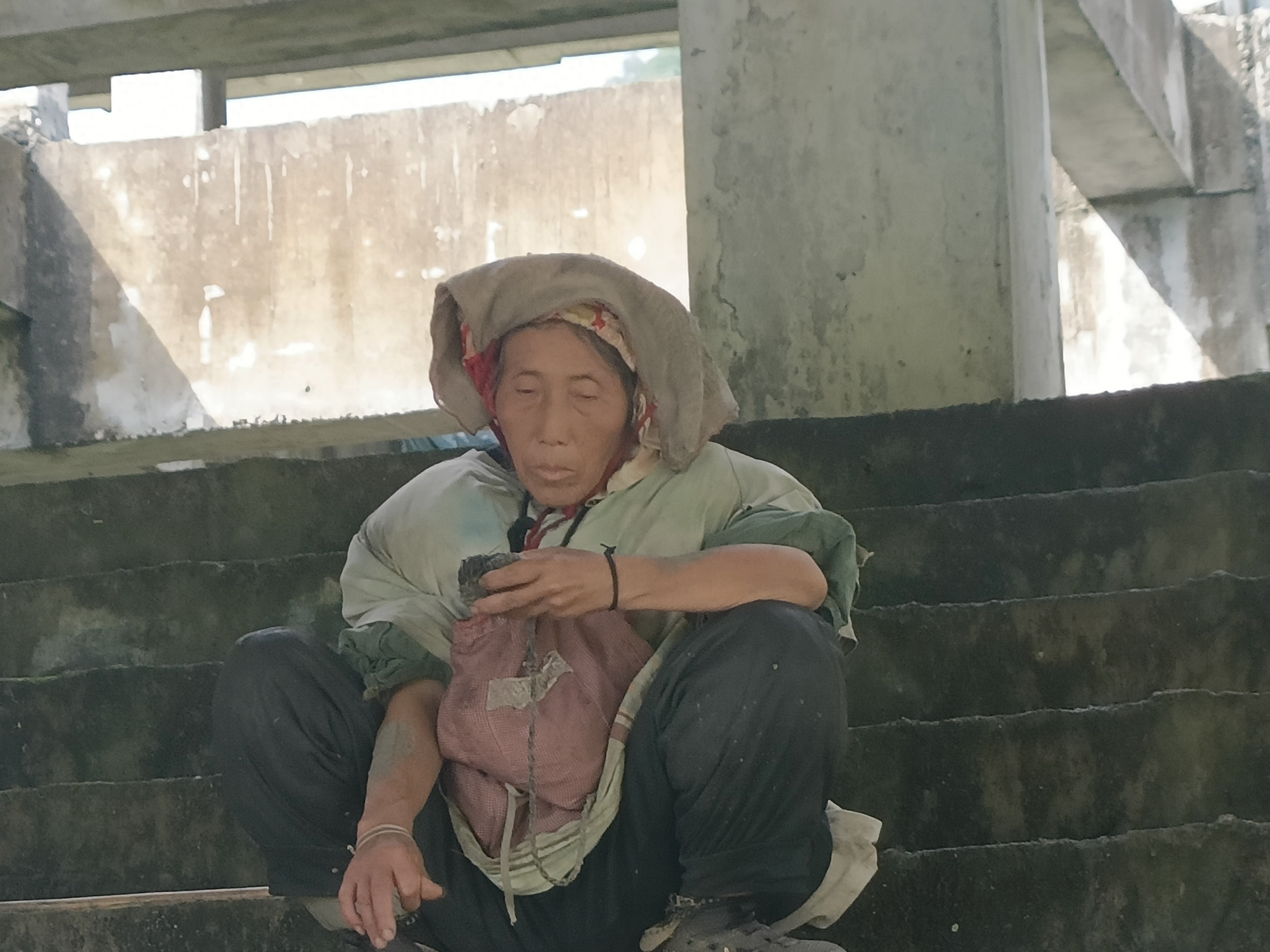 走失者照片 黔南州寻亲：六旬老太被救助，疑似毕...