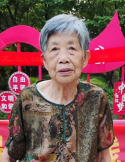 走失者照片 合肥市巢湖市寻人：七旬老太走失，花...
