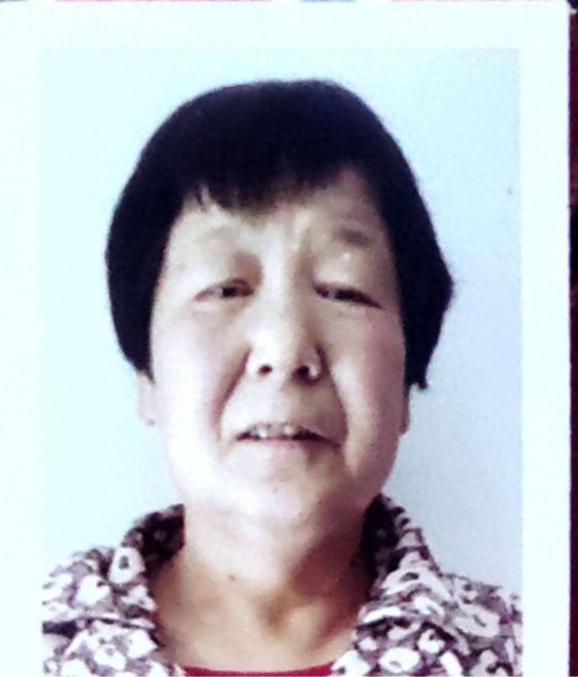 走失者照片 咸阳市寻人：六旬老太走失，穿红色棉...