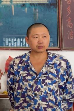 走失者照片 信阳市寻人：中年男子走失，患精神障...