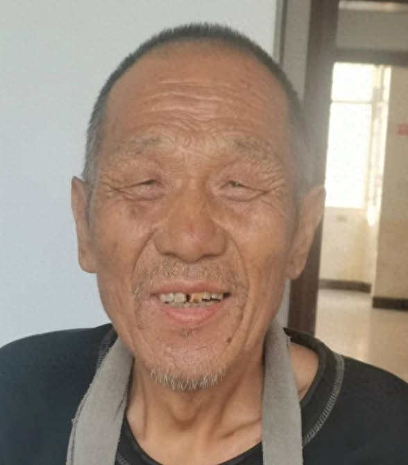 走失者照片 南阳市邓州市寻亲：六旬老人被救助，...