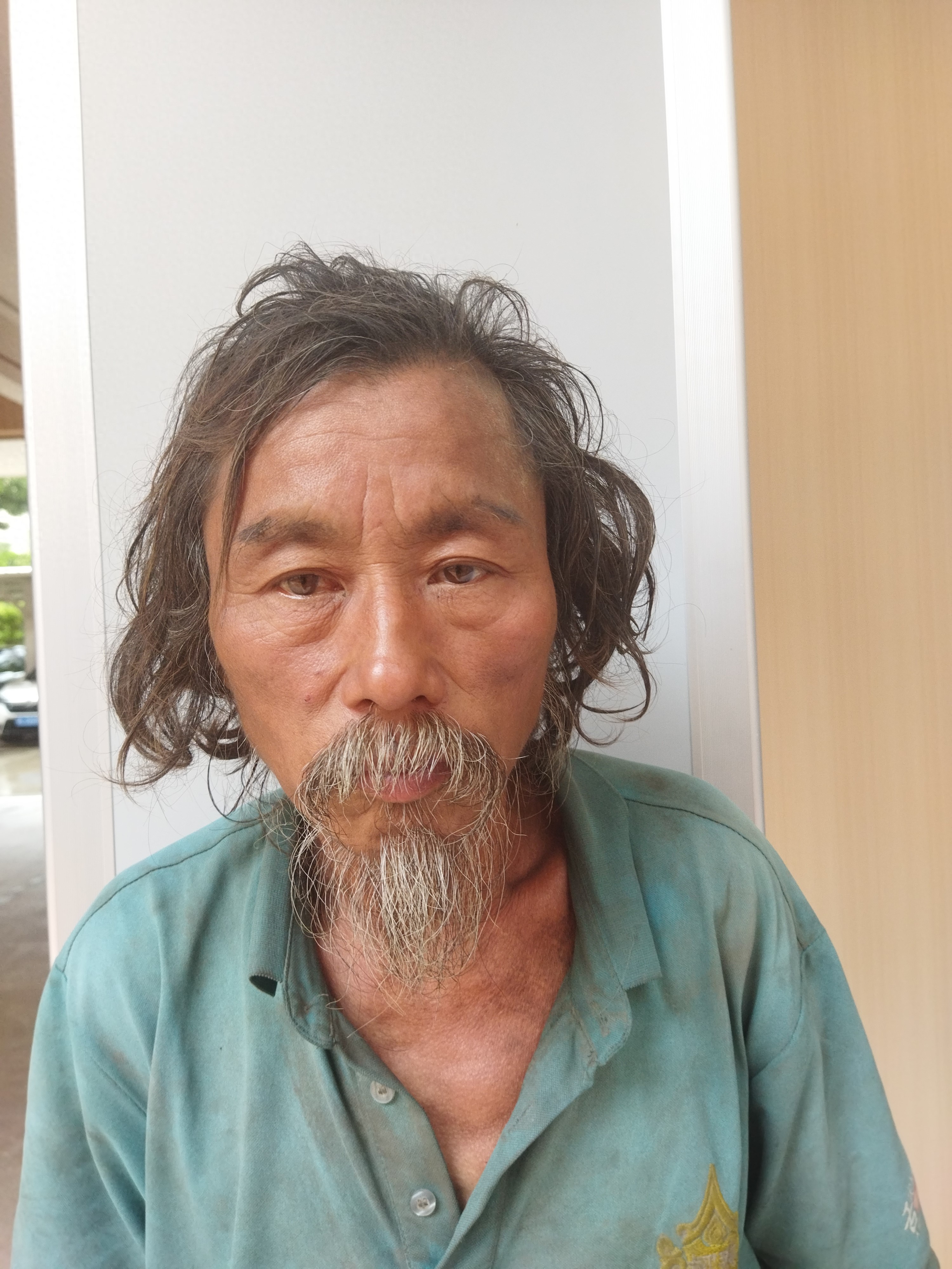 走失者照片 惠州市寻亲：六旬老人被救助，自述叫...