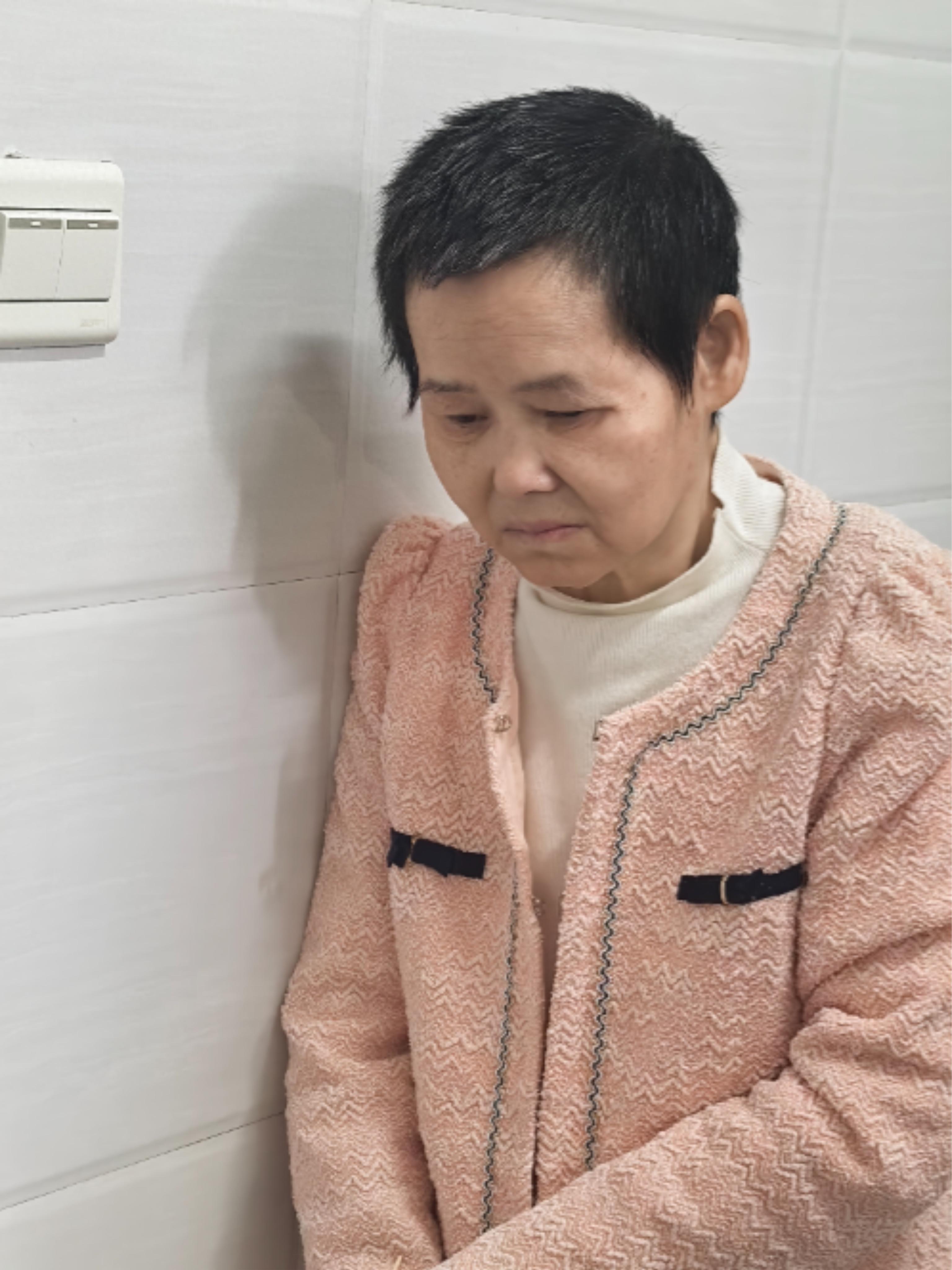 走失者照片 三门峡市寻亲：五旬女子被救助，自述...