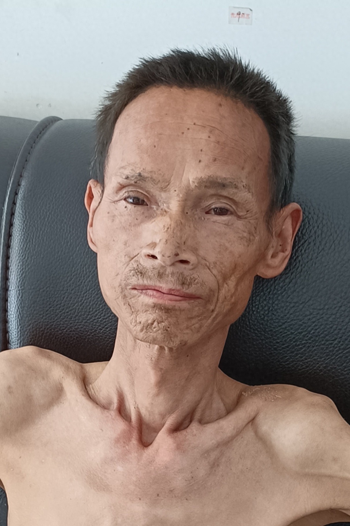 走失者照片 铜仁市寻亲：六旬老人被救助，自述叫...