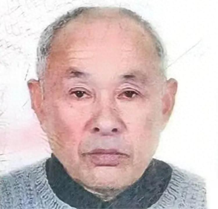 走失者照片 武汉市寻人：八旬老人走失，患小脑萎...