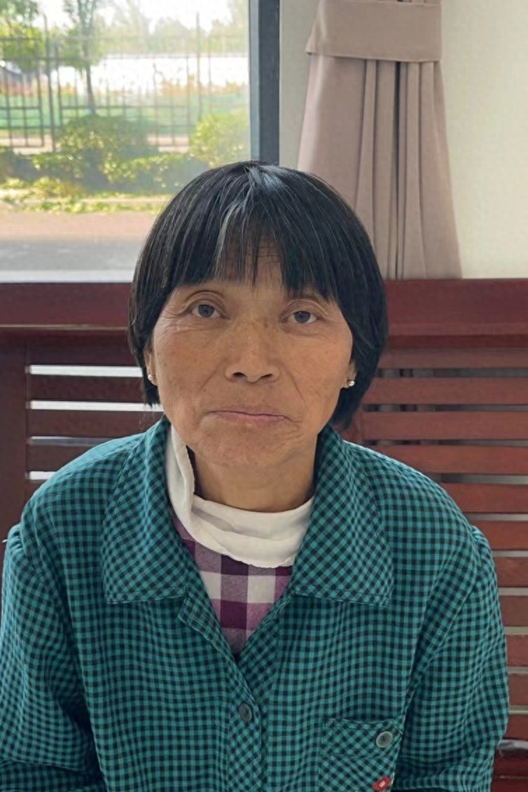 走失者照片 宿迁市寻亲：六旬老太被救助，穿蓝绿...