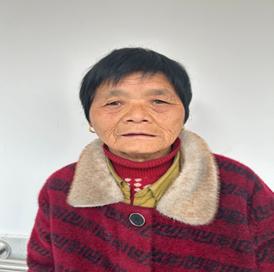 走失者照片 宜春市寻亲：六旬老太被救助，穿红棕...
