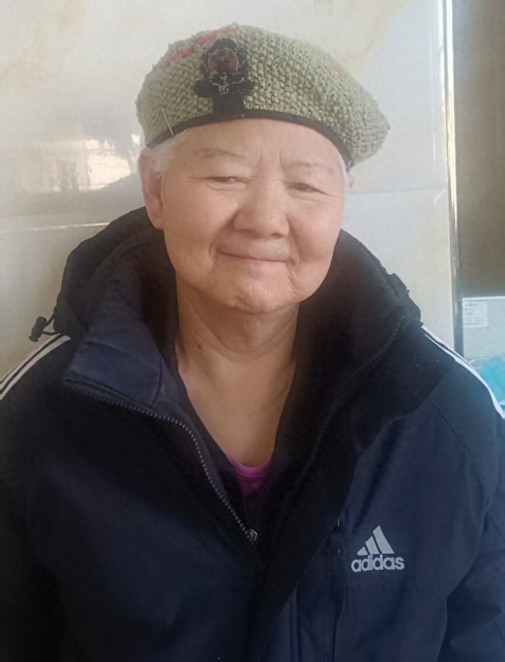 走失者照片 抚顺市寻亲：七旬老太被救助，耳背，...