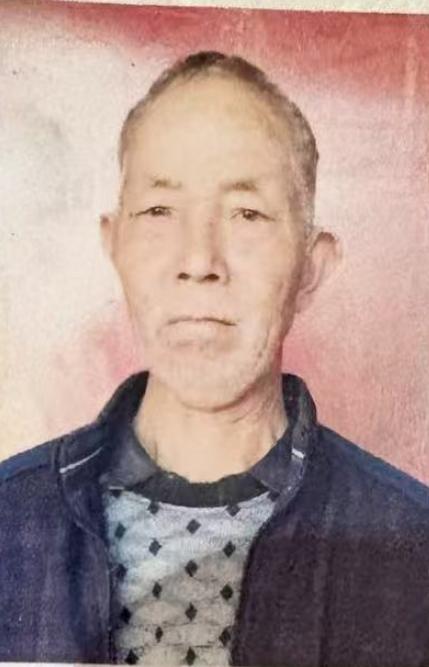 走失者照片 凉山州寻人：七旬老人走失，戴军绿色...