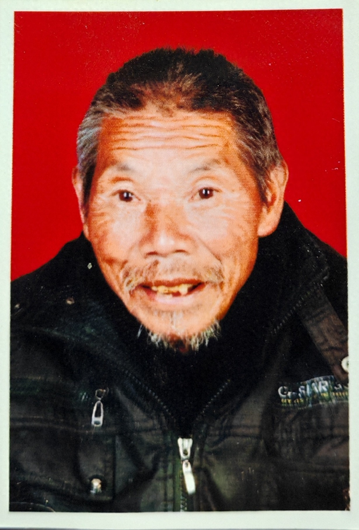 走失者照片 丽水市寻人：七旬老人走失，高1米6...