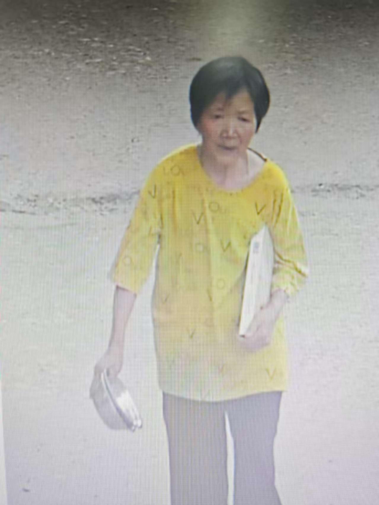 走失者照片 南昌市寻人：八旬老太走失，穿黄色短...