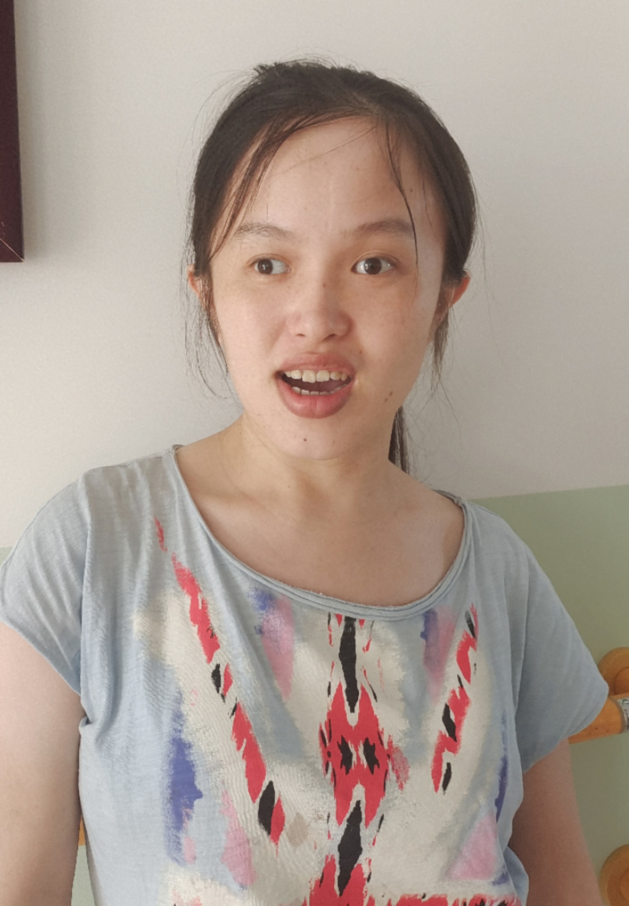 走失者照片 北海市寻亲：青年女子被救助，穿棉衣...