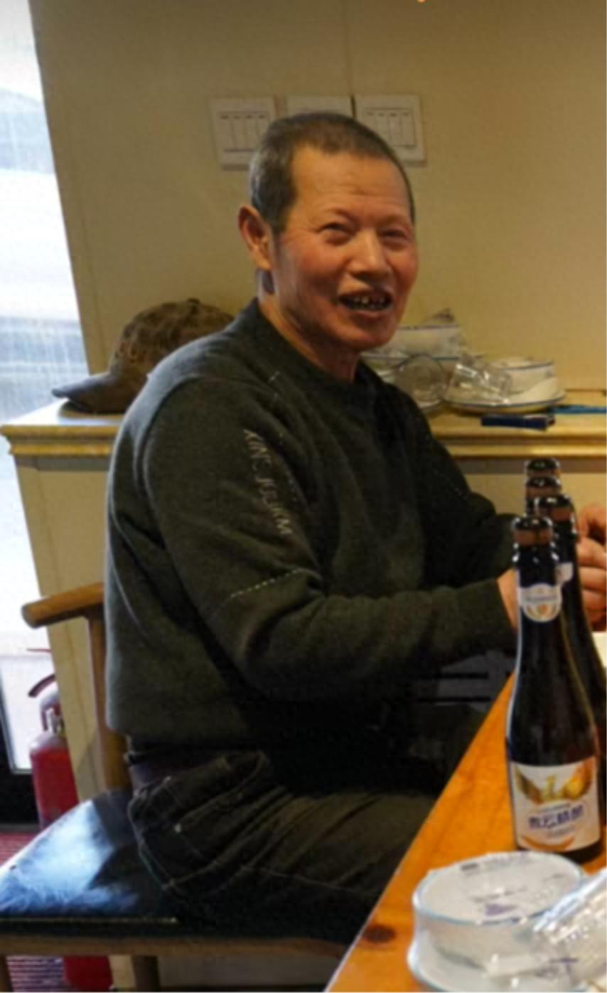 走失者照片 哈尔滨市寻人：七旬老人走失，穿藏蓝...