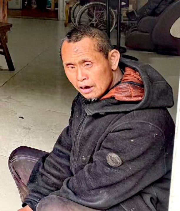 走失者照片 无锡市宜兴市寻亲：五旬男子被救助，...