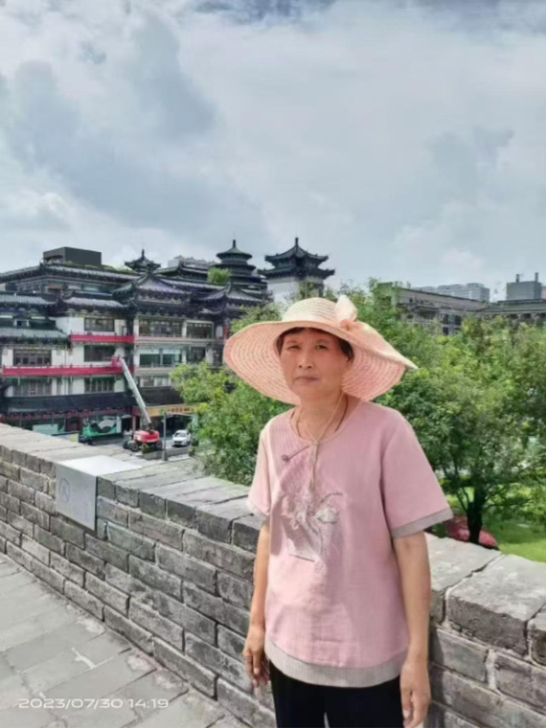 走失者照片 西安市寻人：六旬老太走失，患阿尔茨...