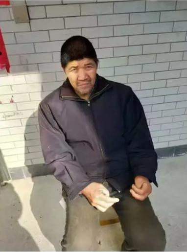 走失者照片 黄冈市寻人：五旬男子走失，背背篓，...