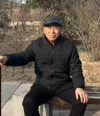 走失者照片 太原市寻人：七旬老人走失，穿深蓝色...