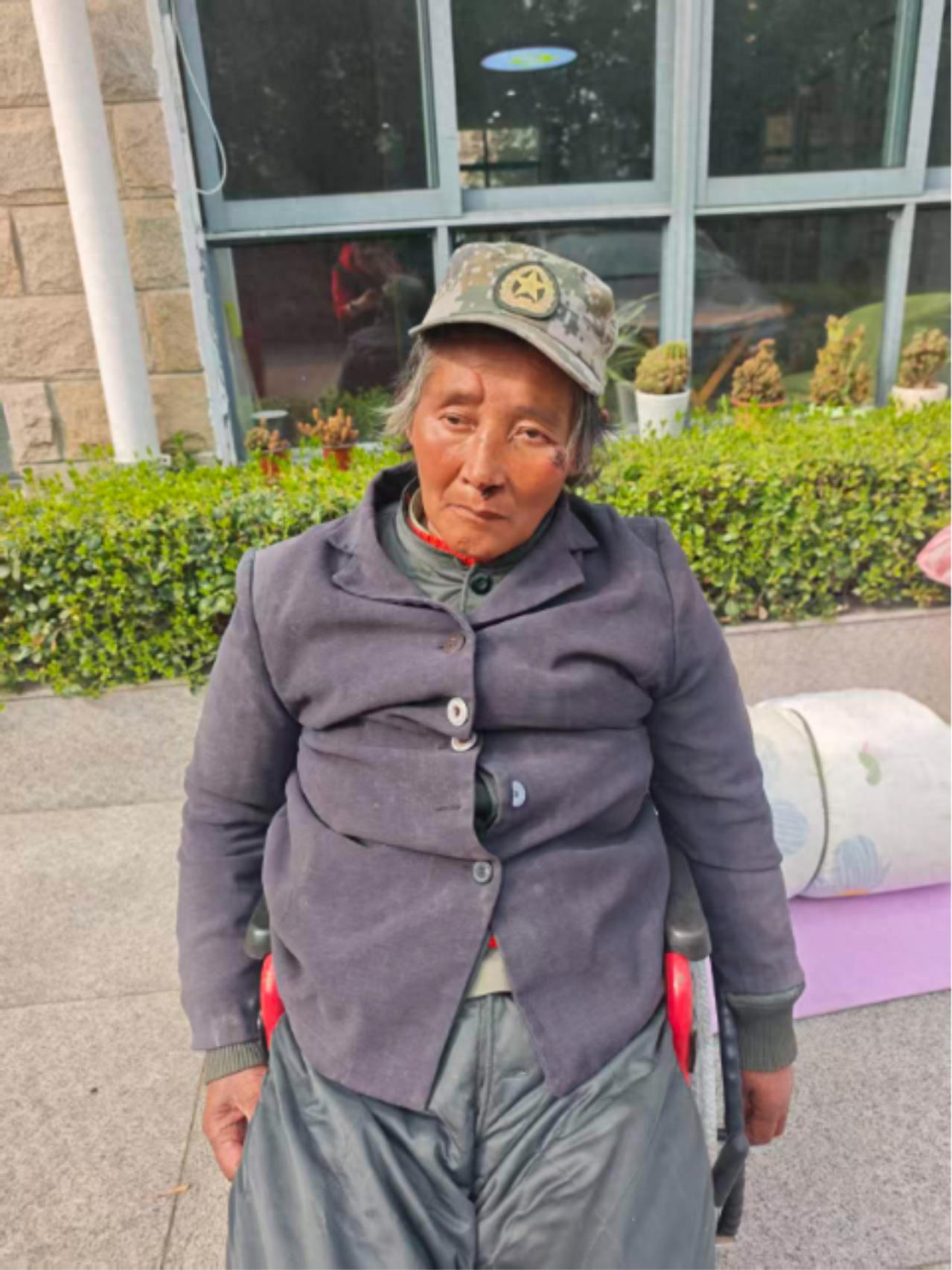 走失者照片 滁州市明光市寻亲：六旬老太被救助，...
