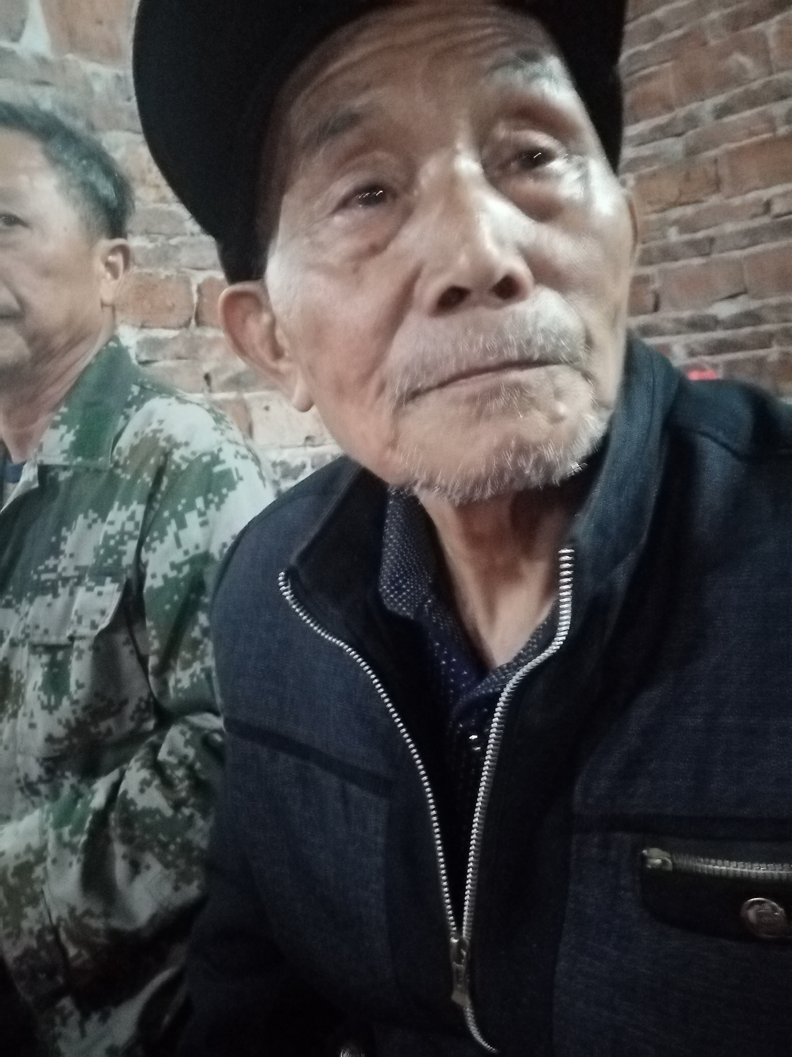 走失者照片 衡阳市耒阳市寻人：七旬老人走失，穿...