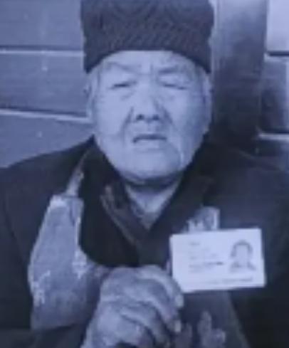走失者照片 绵阳市寻人：八旬老太走失，穿花色上...