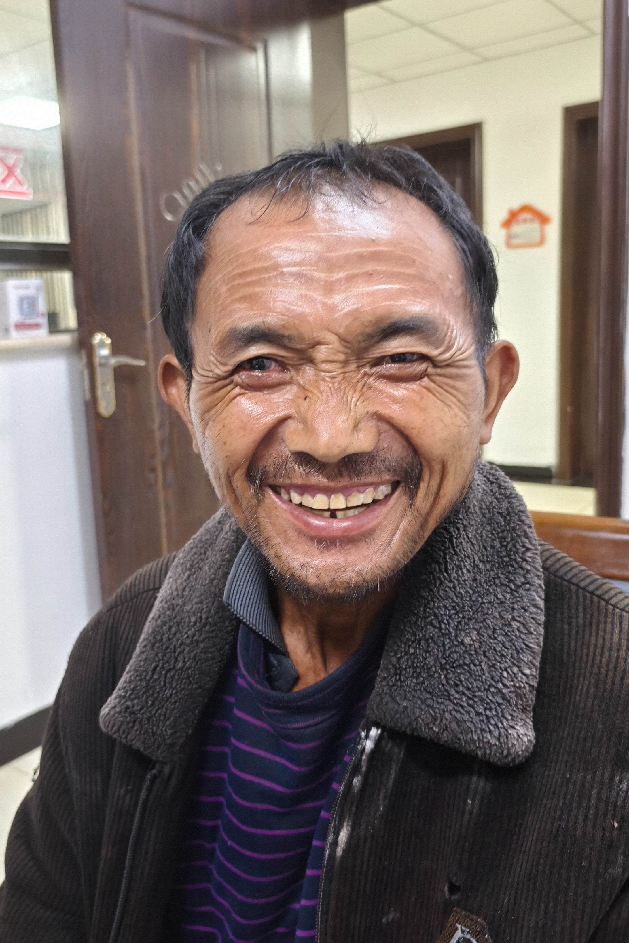 走失者照片 黔南州寻亲：五旬男子被救助，自述叫...
