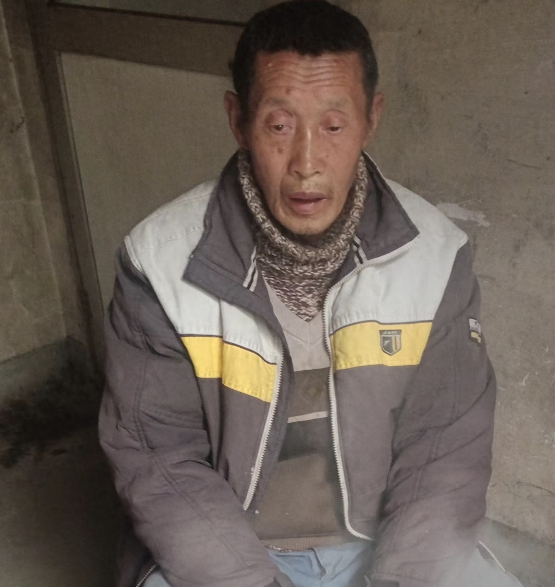 走失者照片 六安市寻人：六旬老人走失，患阿尔茨...