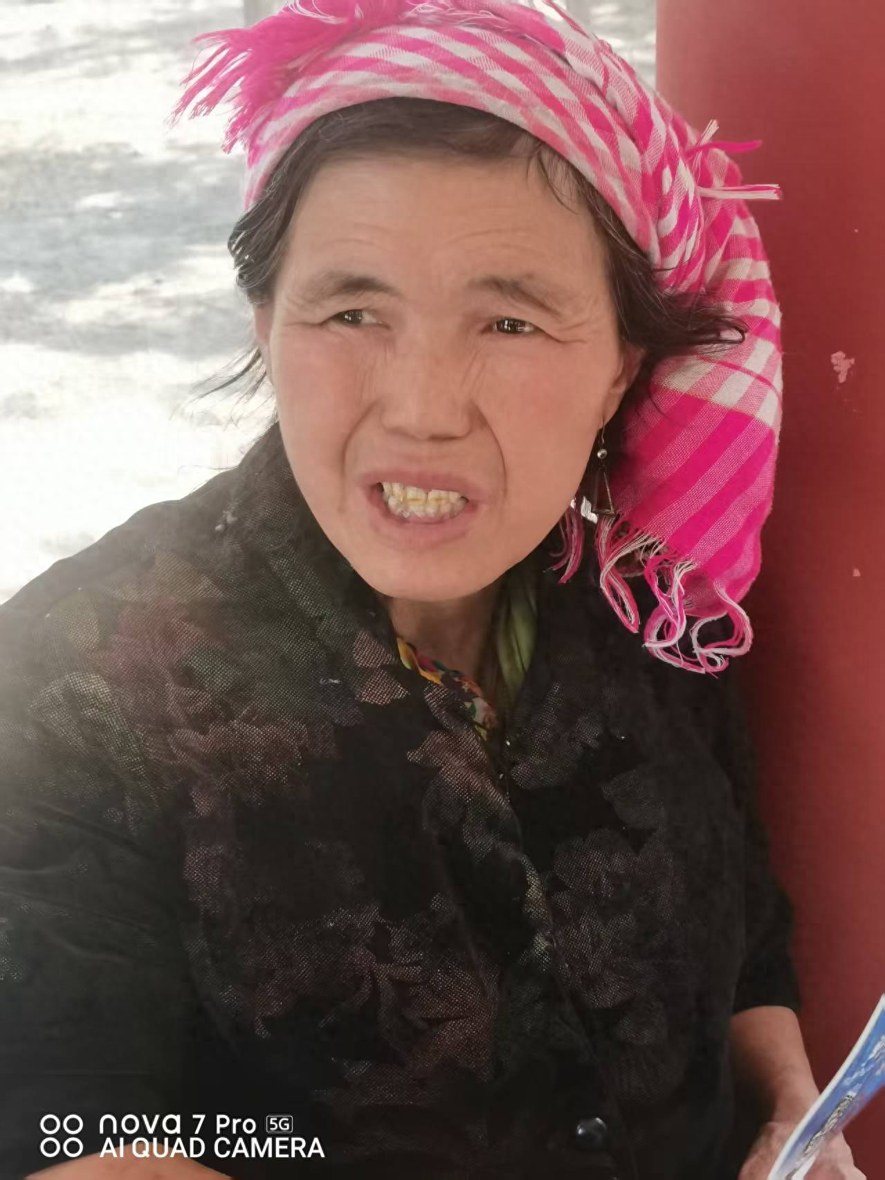 走失者照片 石嘴山市寻亲：五旬女子被救助，穿紫...