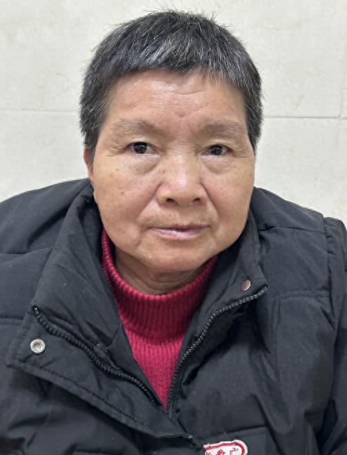 走失者照片 广州市寻亲：五旬女子被救助，疑似江...