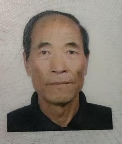 走失者照片 西安市寻人：八旬老人走失，光头，穿...