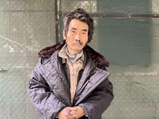 走失者照片 文山州寻亲：中年男子被救助，偏瘦，...