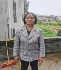 走失者照片 抚州市寻人：六旬老太走失，穿花色格...