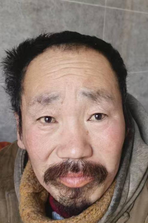 走失者照片 哈尔滨市寻亲：五旬男子被救助，自述...